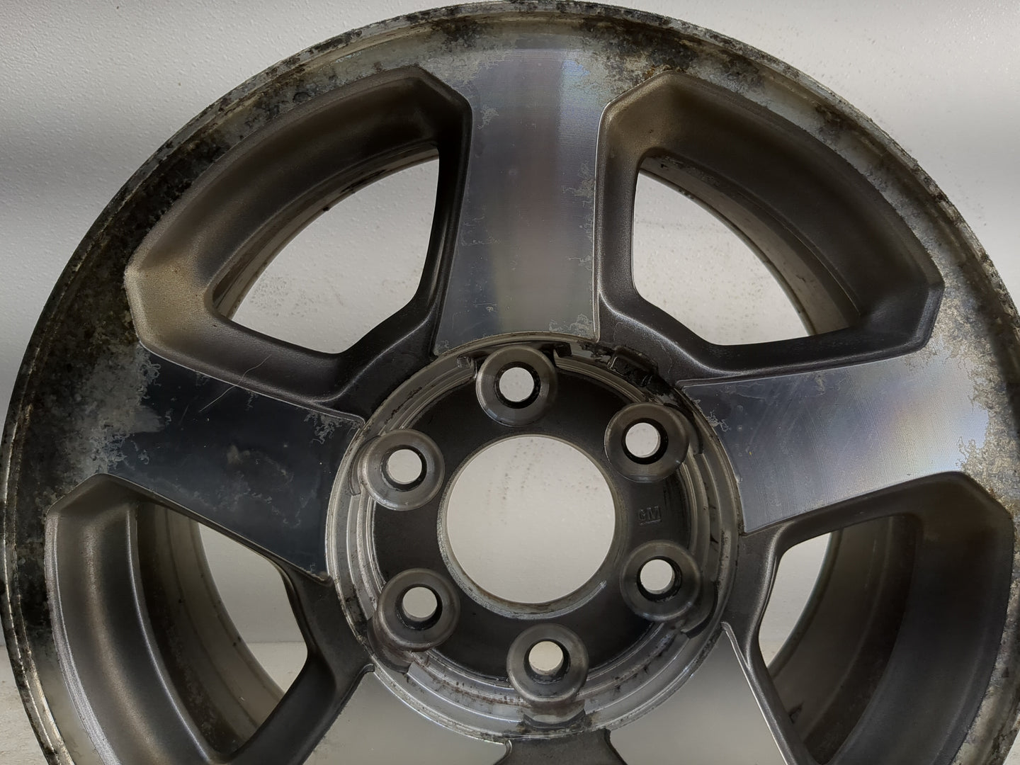 2002-2006 Chevrolet Trailblazer Oem Wheel Rim 1188778 - Oemusedautoparts1.com