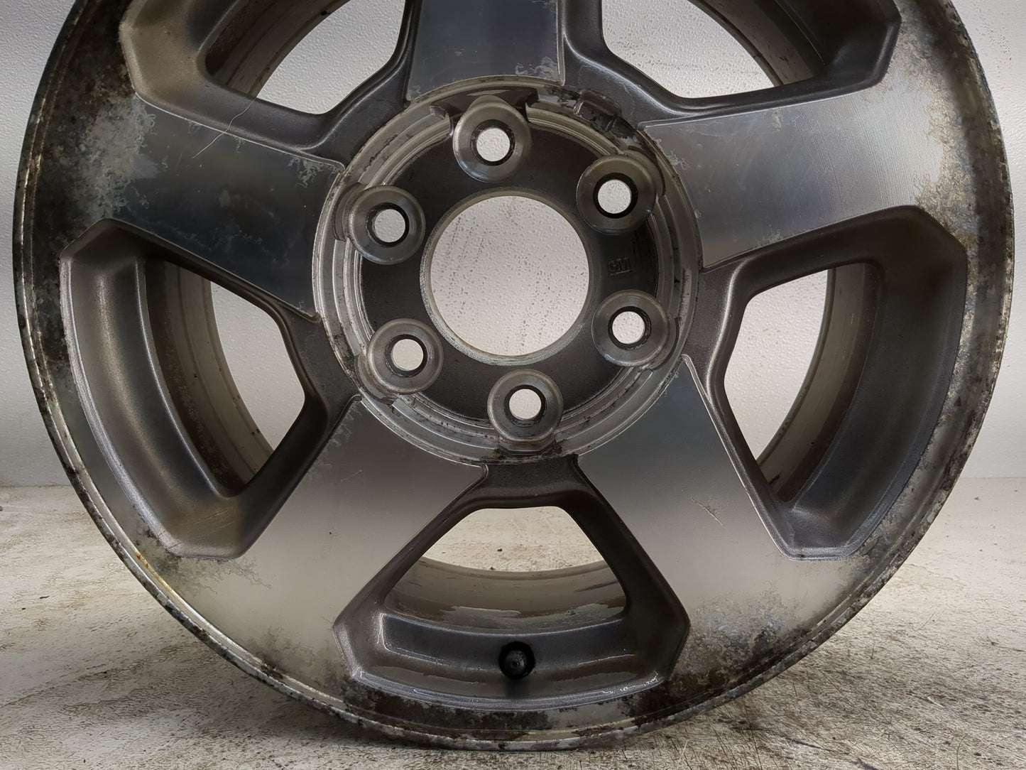 2002-2006 Chevrolet Trailblazer Oem Wheel Rim 1188778 - Oemusedautoparts1.com