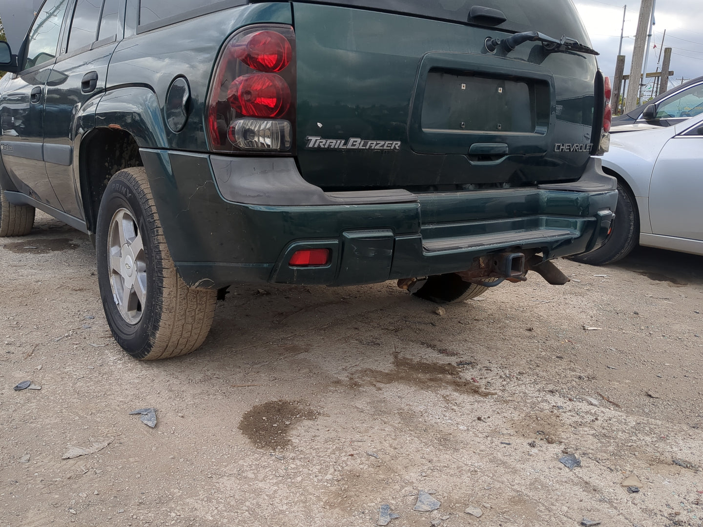 2002-2009 Chevrolet Trailblazer Rear Bumper Assembly Oem 1190155 - Oemusedautoparts1.com