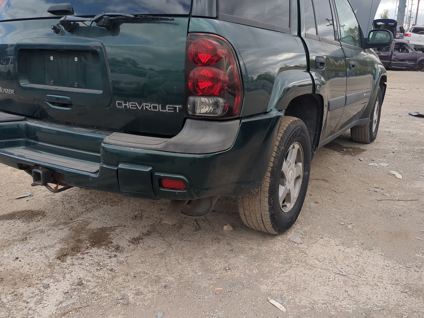2002-2009 Chevrolet Trailblazer Rear Bumper Assembly Oem 1190155 - Oemusedautoparts1.com