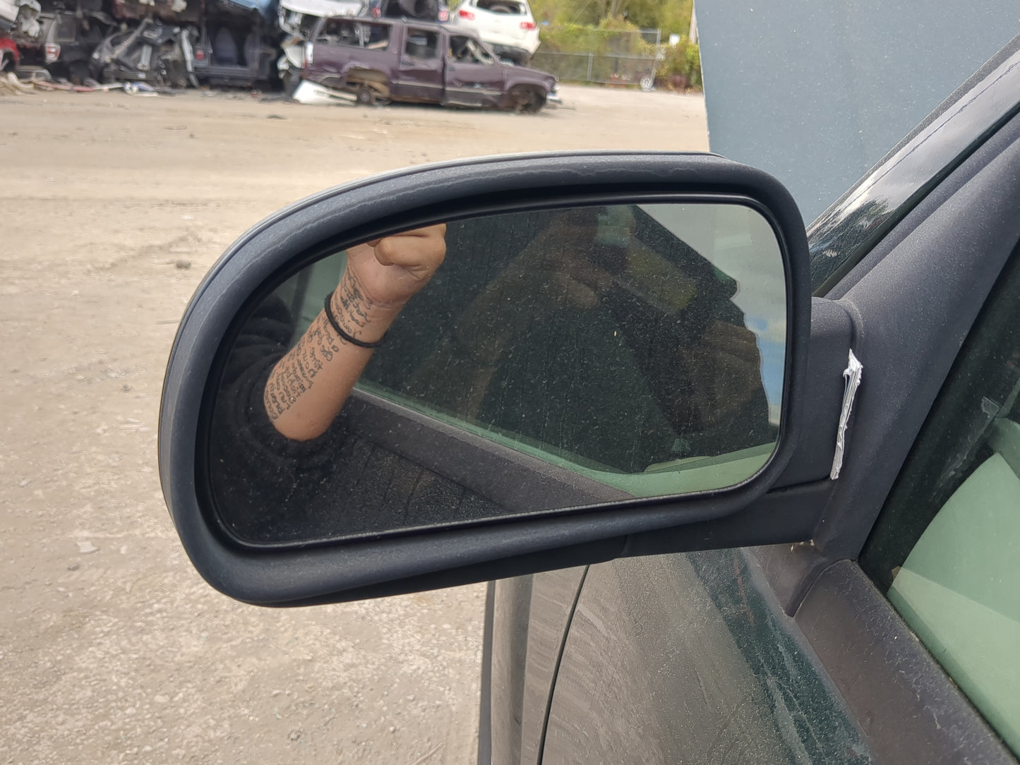 2002-2009 Chevrolet Trailblazer Driver Side View Mirror - Left Door Mirror OEM Used - Oemusedautoparts1.com