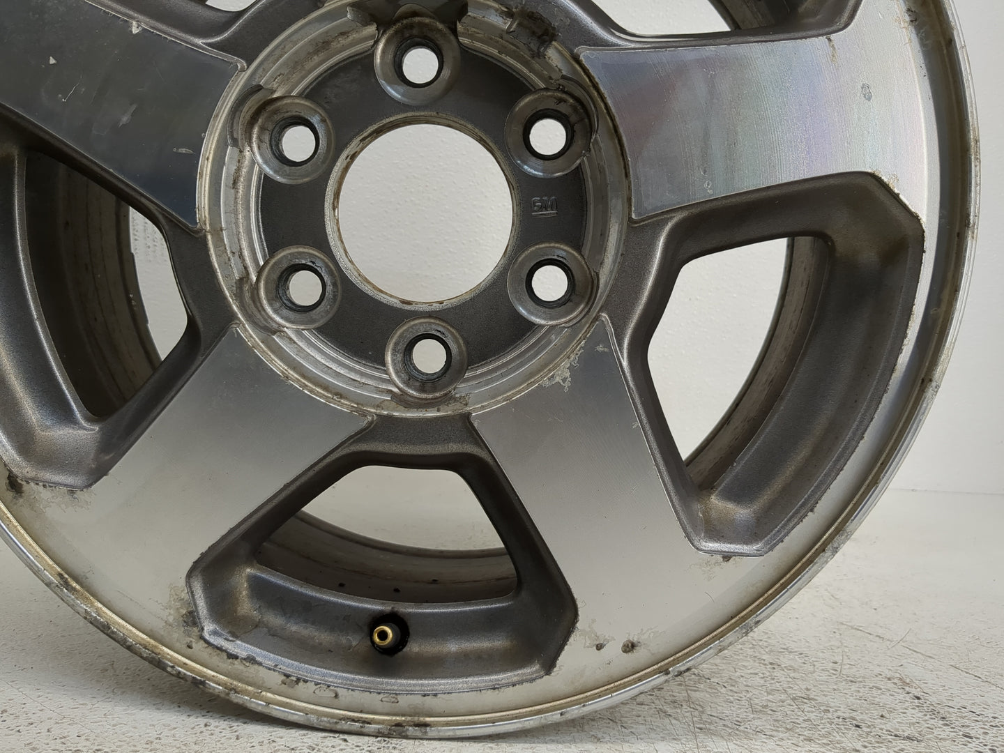 2002-2009 Chevrolet Trailblazer Oem Wheel Rim 1229377 - Oemusedautoparts1.com