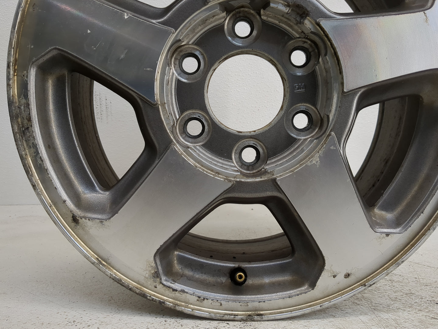2002-2009 Chevrolet Trailblazer Oem Wheel Rim 1229377 - Oemusedautoparts1.com