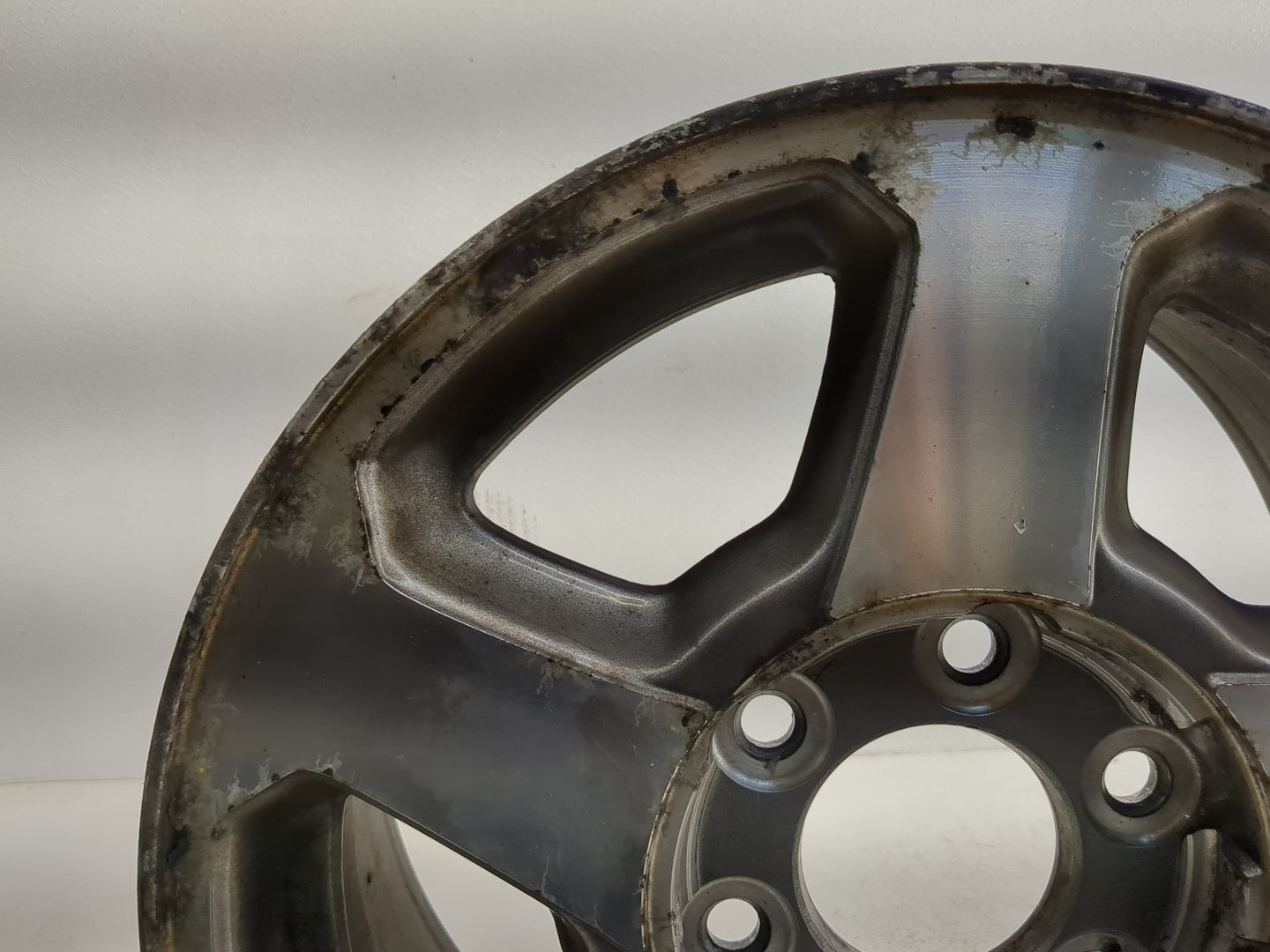 2002-2009 Chevrolet Trailblazer Oem Wheel Rim 1229379 - Oemusedautoparts1.com