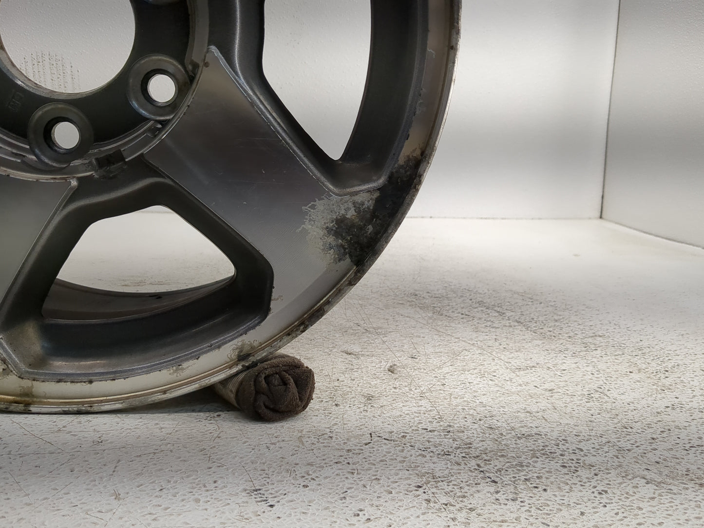 2002-2009 Chevrolet Trailblazer Oem Wheel Rim - Oemusedautoparts1.com