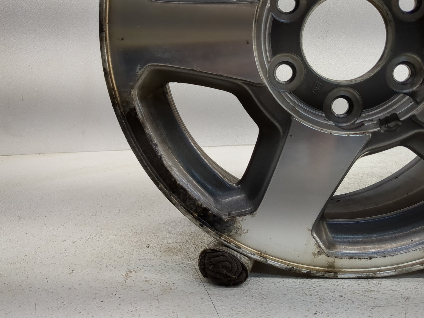 2002-2009 Chevrolet Trailblazer Oem Wheel Rim 1229380 - Oemusedautoparts1.com
