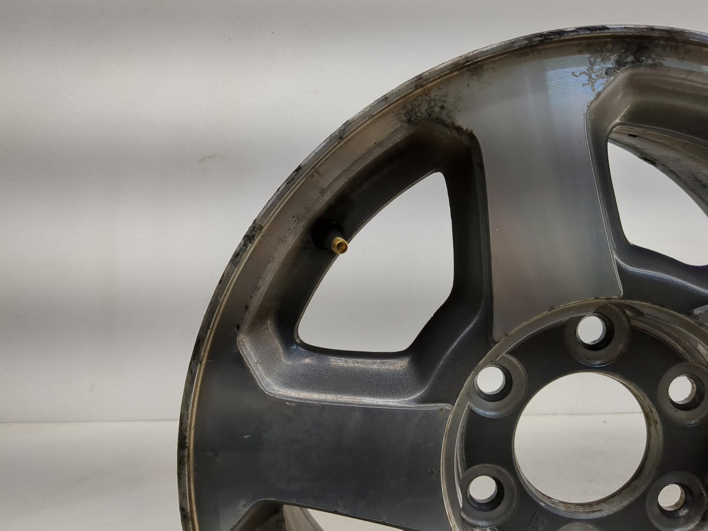 2002-2009 Chevrolet Trailblazer Oem Wheel Rim 1229380 - Oemusedautoparts1.com