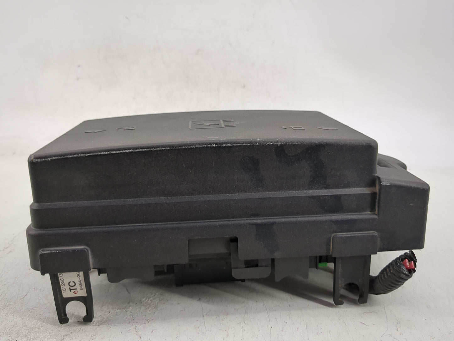 2004-2005 Chevrolet Trailblazer Fusebox Fuse Box Panel Relay Module Fits Fits 2004 2005 OEM Used Auto Parts - Oemusedautopar