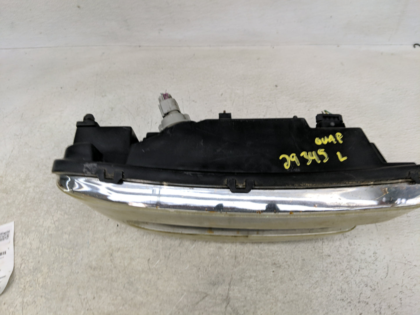 2002 Chevrolet Trailblazer Driver Left Oem Head Light Headlight Lamp - Oemusedautoparts1.com