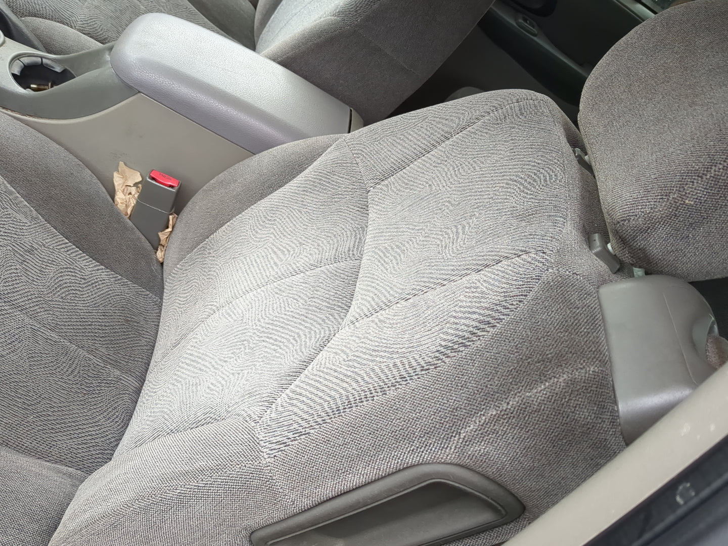 2004 Chevrolet Trailblazer Driver Front Seat Oem - Oemusedautoparts1.com