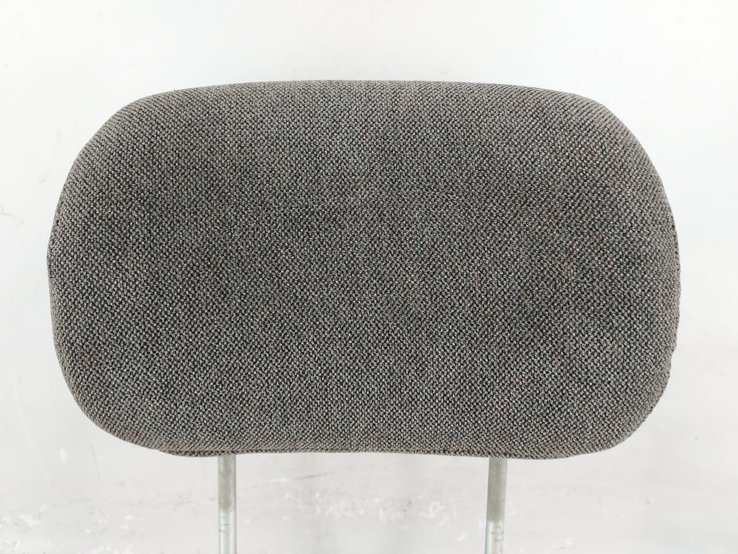 Head Rests 2004 CHEVROLET TRAILBLAZER - Oemusedautoparts1.com