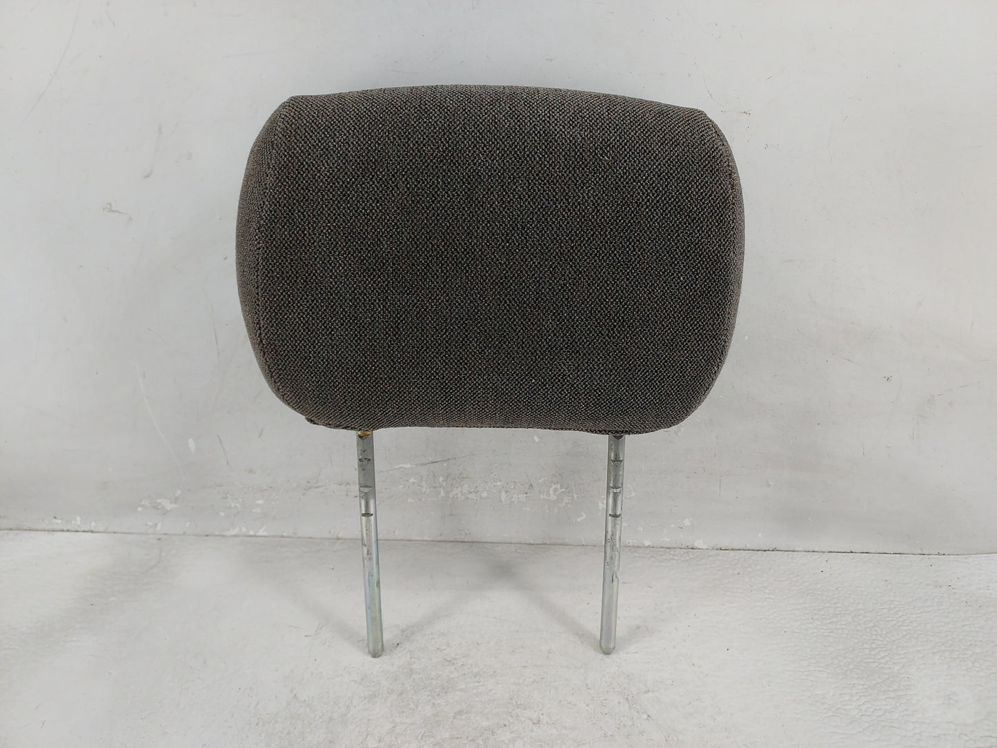 Head Rests 2004 CHEVROLET TRAILBLAZER - Oemusedautoparts1.com