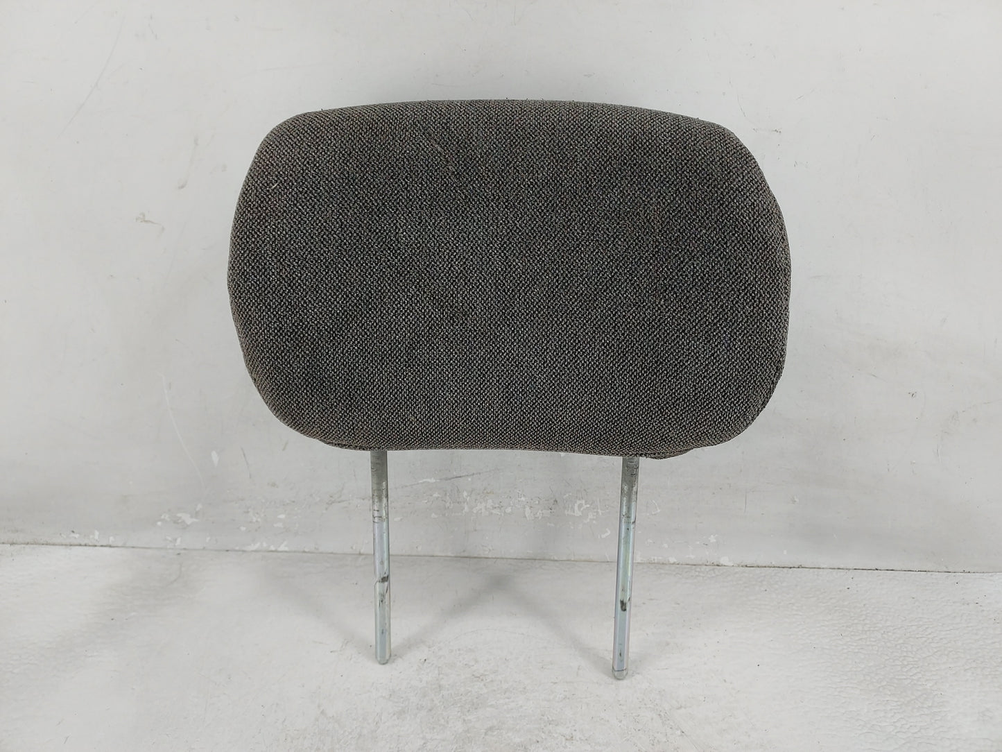 2004 Chevrolet Trailblazer Headrest Head Rest Front Driver Passenger Seat Fits OEM Used Auto Parts - Oemusedautoparts1.com