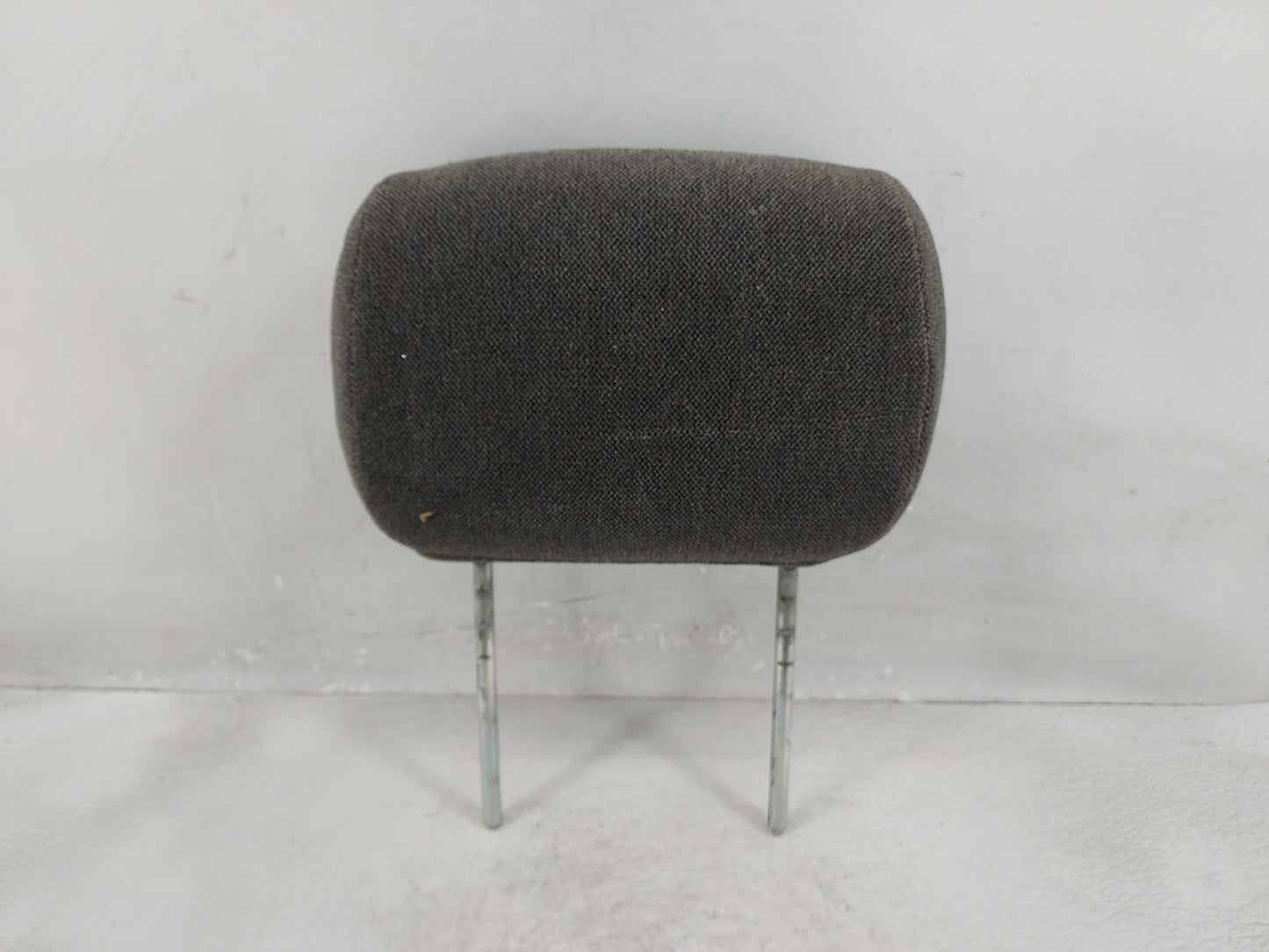 2004 Chevrolet Trailblazer Headrest Head Rest Front Driver Passenger Seat Fits OEM Used Auto Parts - Oemusedautoparts1.com