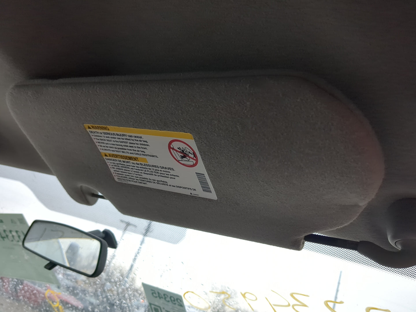 2002-2004 Chevrolet Trailblazer Sun Visor Shade Replacement Passenger Right Mirror Fits Fits 2002 2003 2004 OEM Used Auto Pa