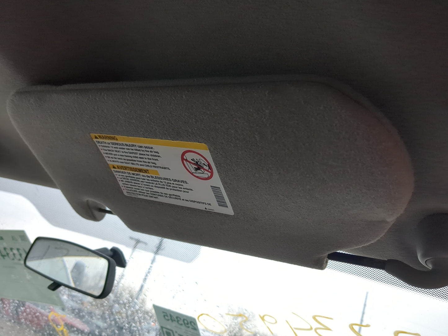 2002-2004 Chevrolet Trailblazer Sun Visor Shade Replacement Passenger Right Mirror Fits Fits 2002 2003 2004 OEM Used Auto Pa