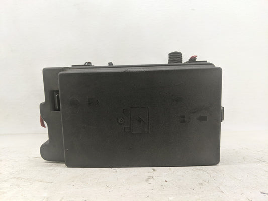 2004-2005 Chevrolet Trailblazer Fusebox Fuse Box Panel Relay Module P/N:15120876-1 0264-1940 Fits Fits 2004 2005 OEM Used Au