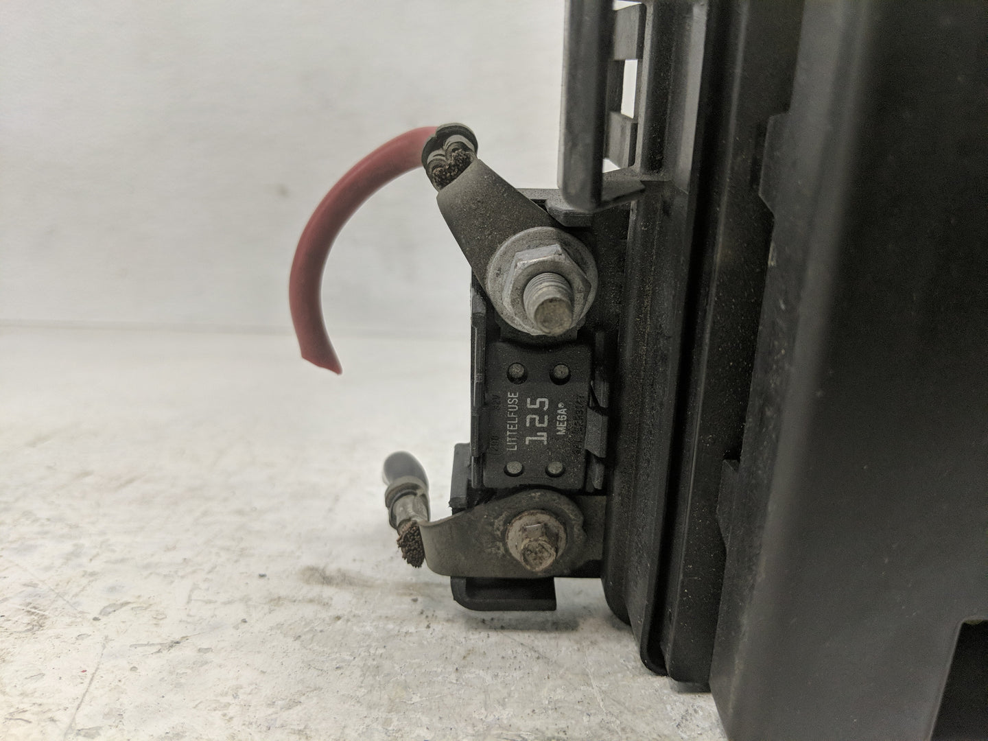 2004-2005 Chevrolet Trailblazer Fusebox Fuse Box Panel Relay Module P/N:15120876-1 0264-1940 Fits Fits 2004 2005 OEM Used Au