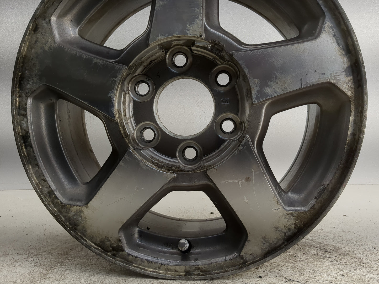 2002-2006 Chevrolet Trailblazer Oem Wheel Rim 1250493 - Oemusedautoparts1.com