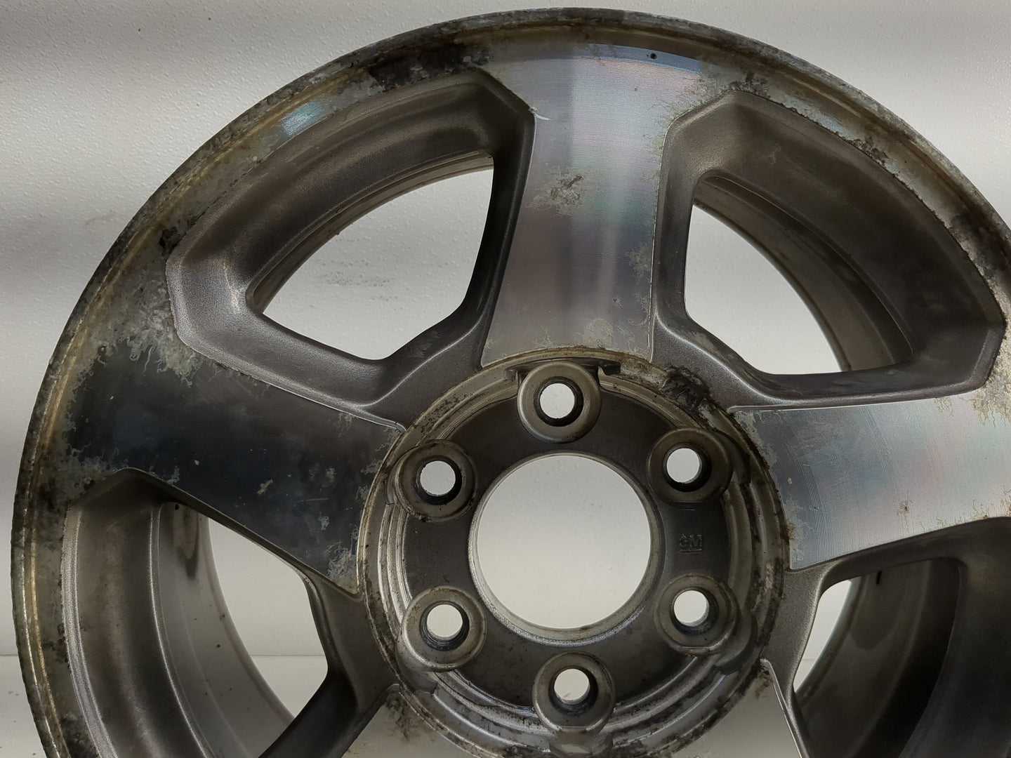 2002-2009 Chevrolet Trailblazer Oem Wheel Rim 1250495 - Oemusedautoparts1.com