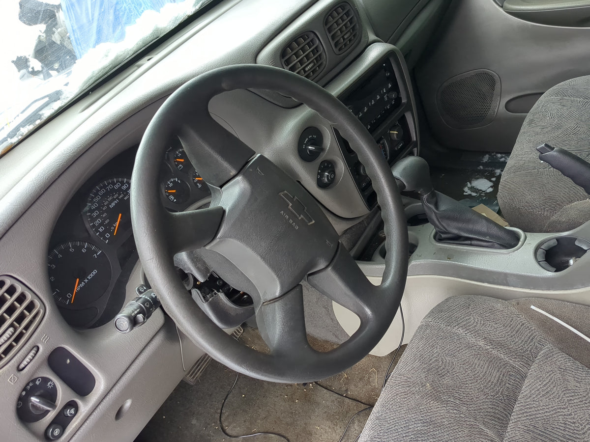 2004 Chevrolet Trailblazer Air Bag Driver Left Steering Wheel Mounted 1259987 - Oemusedautoparts1.com