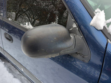 2002-2009 Chevrolet Trailblazer Side Mirror Replacement Passenger Right View Door Mirror Fits OEM Used Auto Parts - Oemuseda