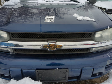 2002-2009 Chevrolet Trailblazer Front Grille Bumper Not Included - Oemusedautoparts1.com