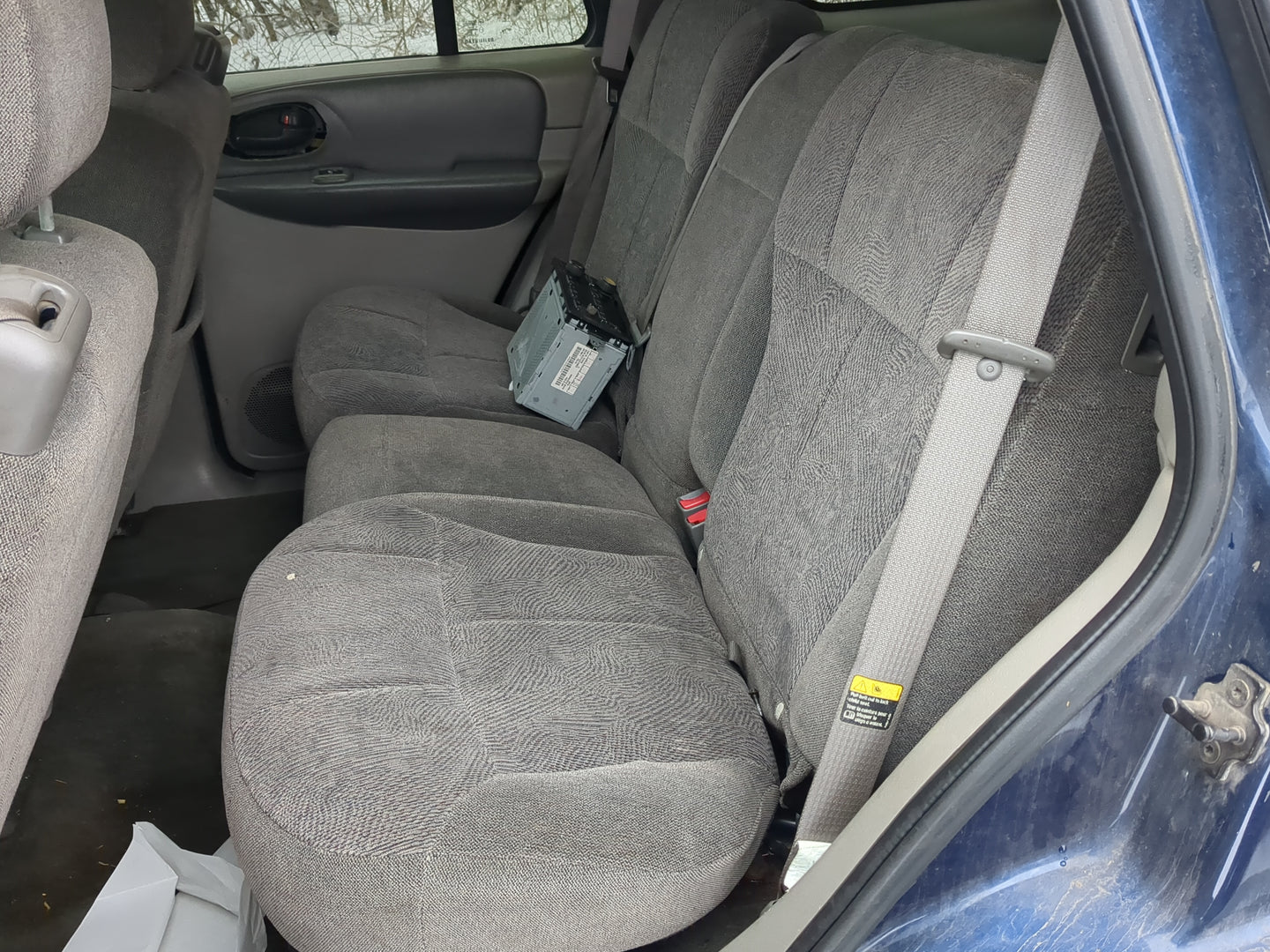 2004 Chevrolet Trailblazer Rear Seat Oem 1260108 - Oemusedautoparts1.com