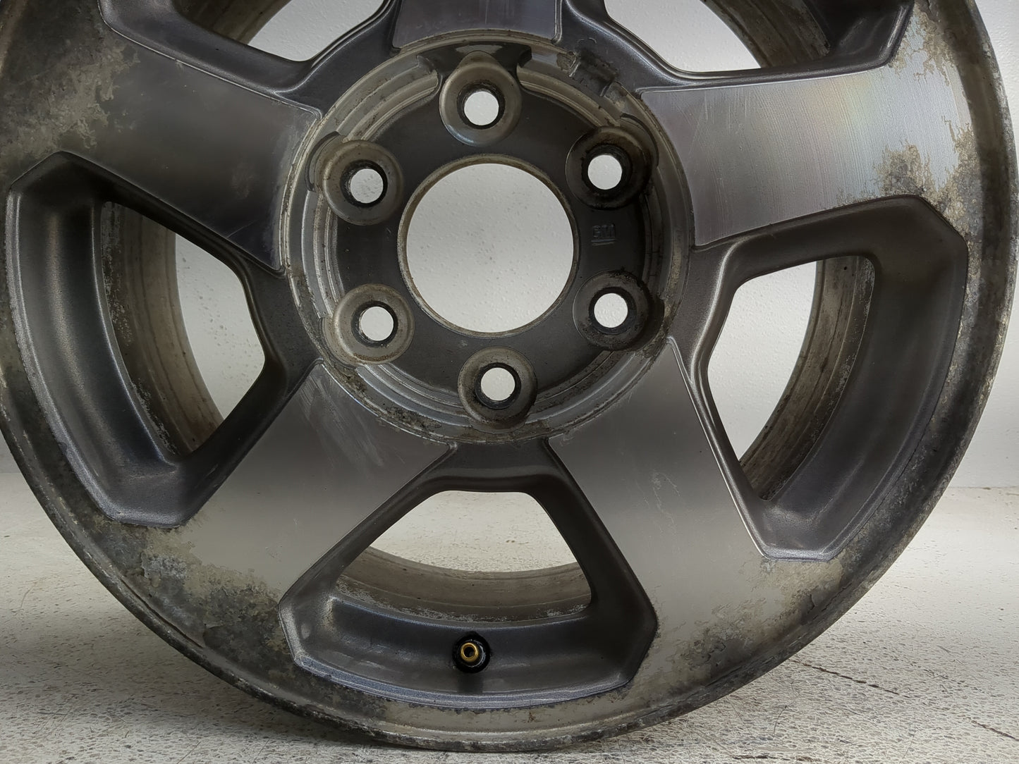 2002-2006 Chevrolet Trailblazer Oem Wheel Rim 1367210 - Oemusedautoparts1.com
