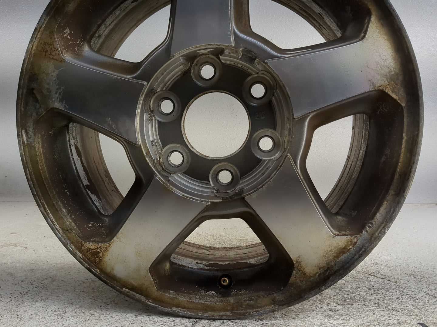 2002-2006 Chevrolet Trailblazer Oem Wheel Rim 1367211 - Oemusedautoparts1.com