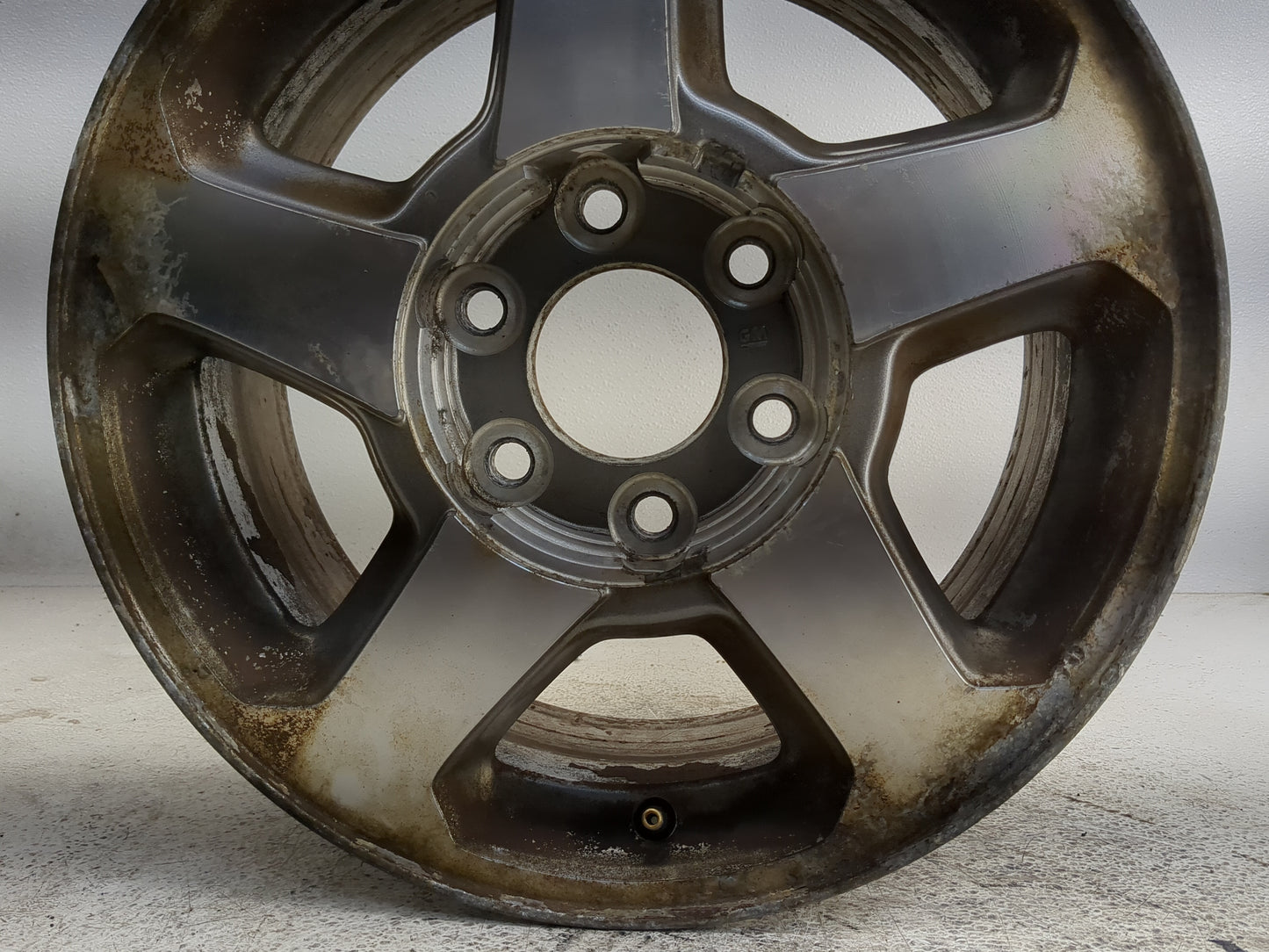 2002-2006 Chevrolet Trailblazer Oem Wheel Rim 1367211 - Oemusedautoparts1.com