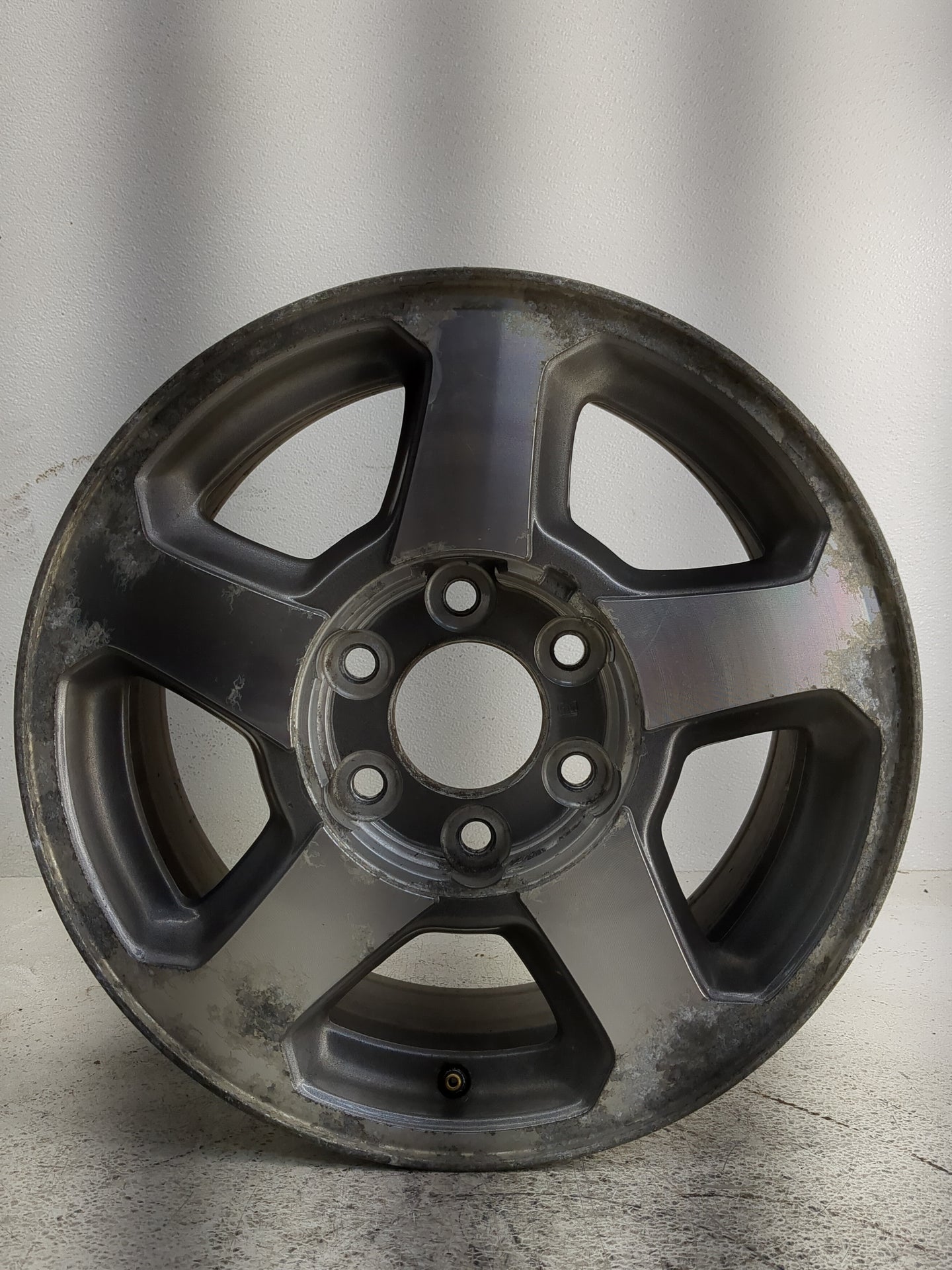 2002-2006 Chevrolet Trailblazer Oem Wheel Rim - Oemusedautoparts1.com