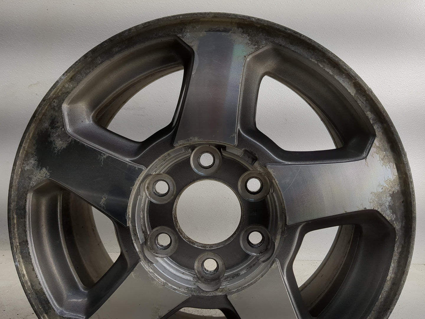 2002-2006 Chevrolet Trailblazer Oem Wheel Rim 1367213 - Oemusedautoparts1.com
