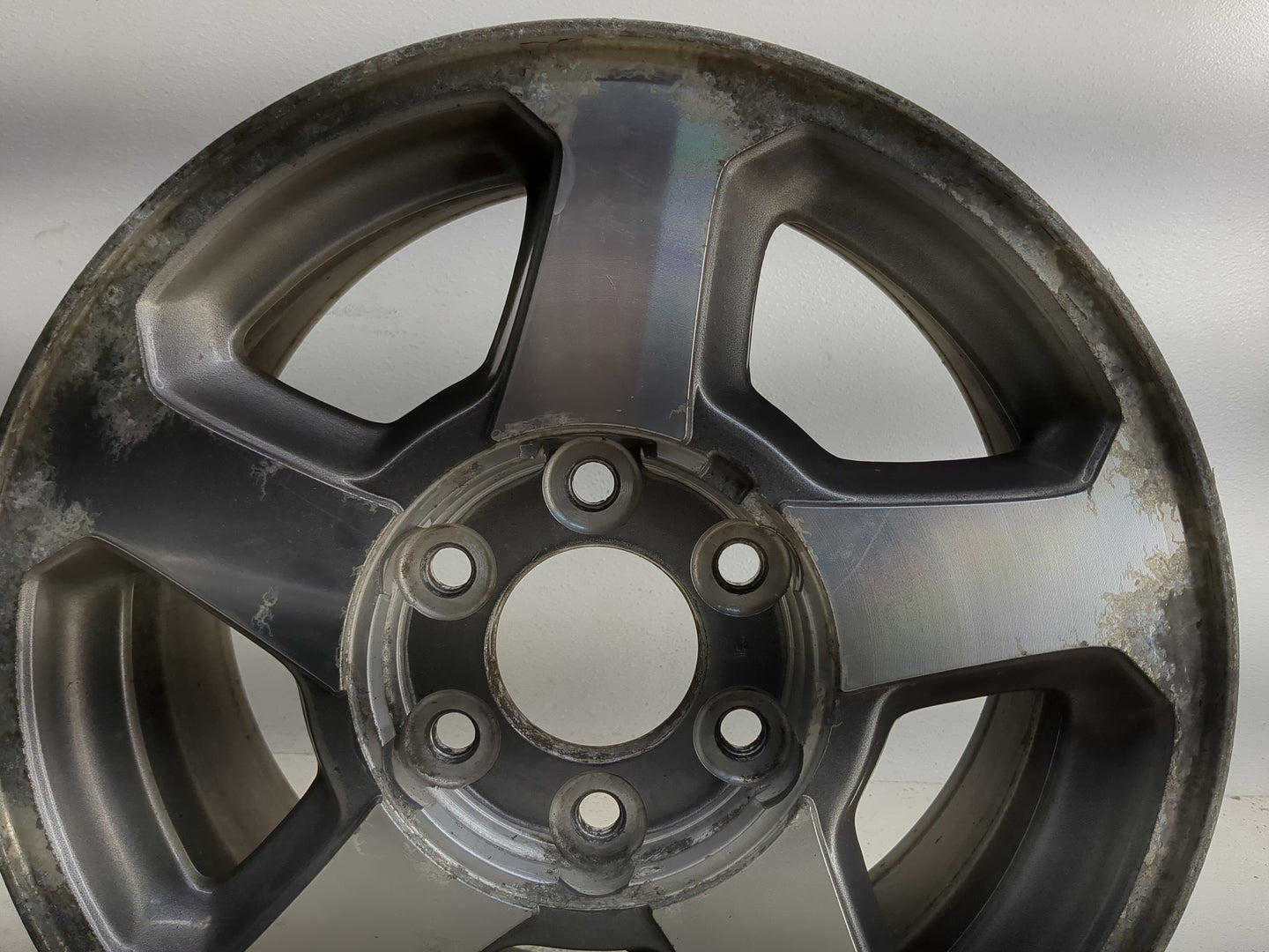 2002-2006 Chevrolet Trailblazer Oem Wheel Rim 1367213 - Oemusedautoparts1.com