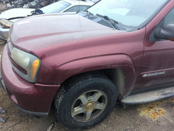 compare product 2002-2009 Chevrolet Trailblazer Driver Fender 1375190