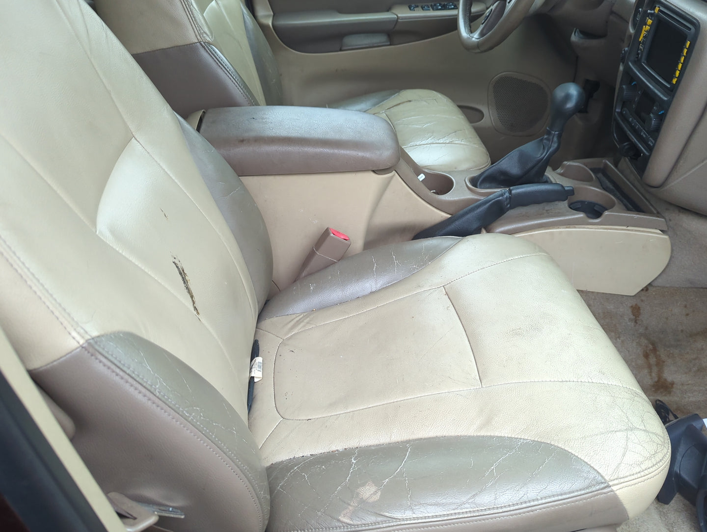2004 Chevrolet Trailblazer Passenger Front Seat Oem 1375296 - Oemusedautoparts1.com