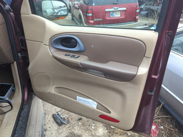 Door Panels 2004 CHEVROLET TRAILBLAZER - Oemusedautoparts1.com