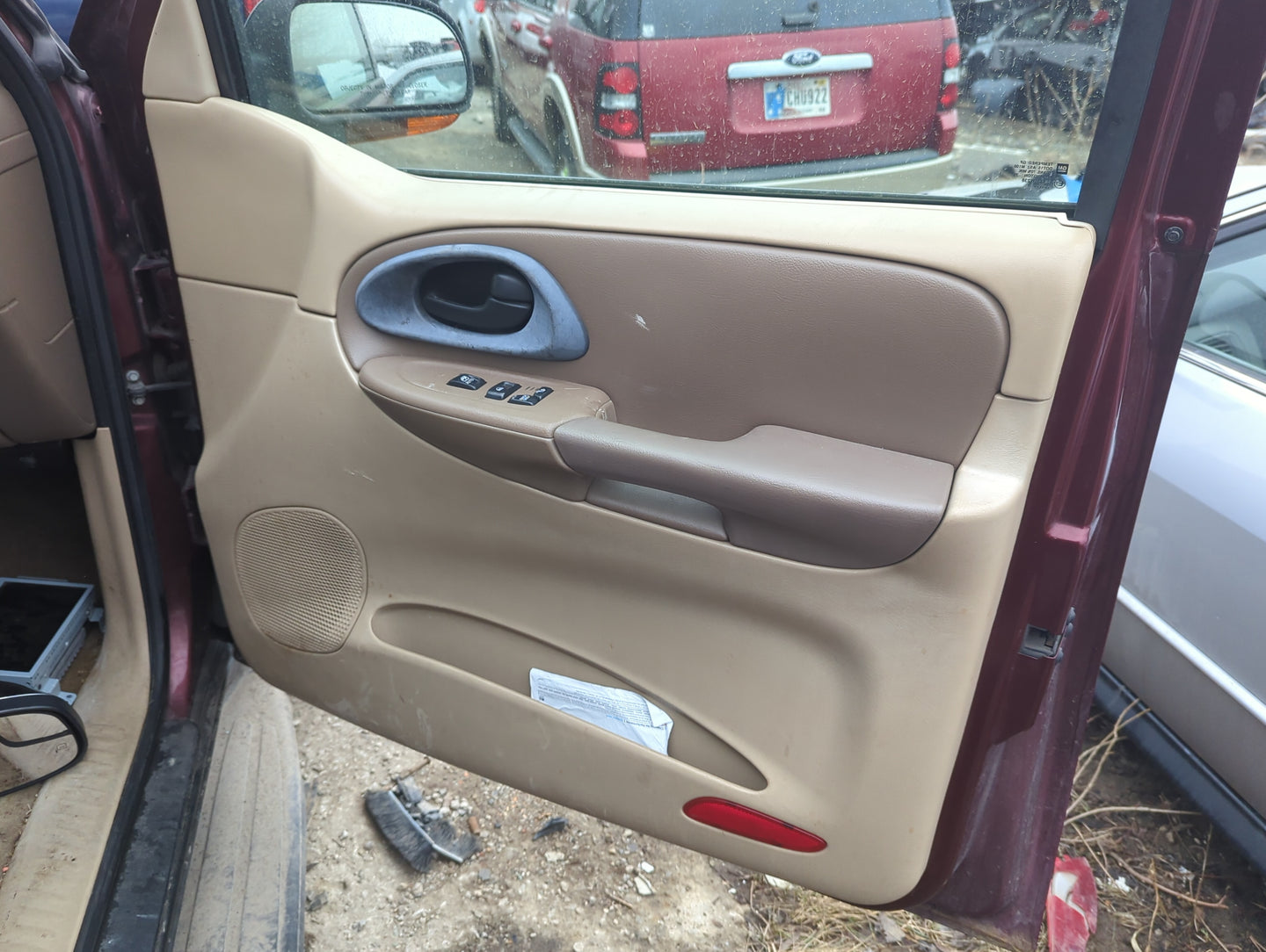 Door Panels 2004 CHEVROLET TRAILBLAZER - Oemusedautoparts1.com