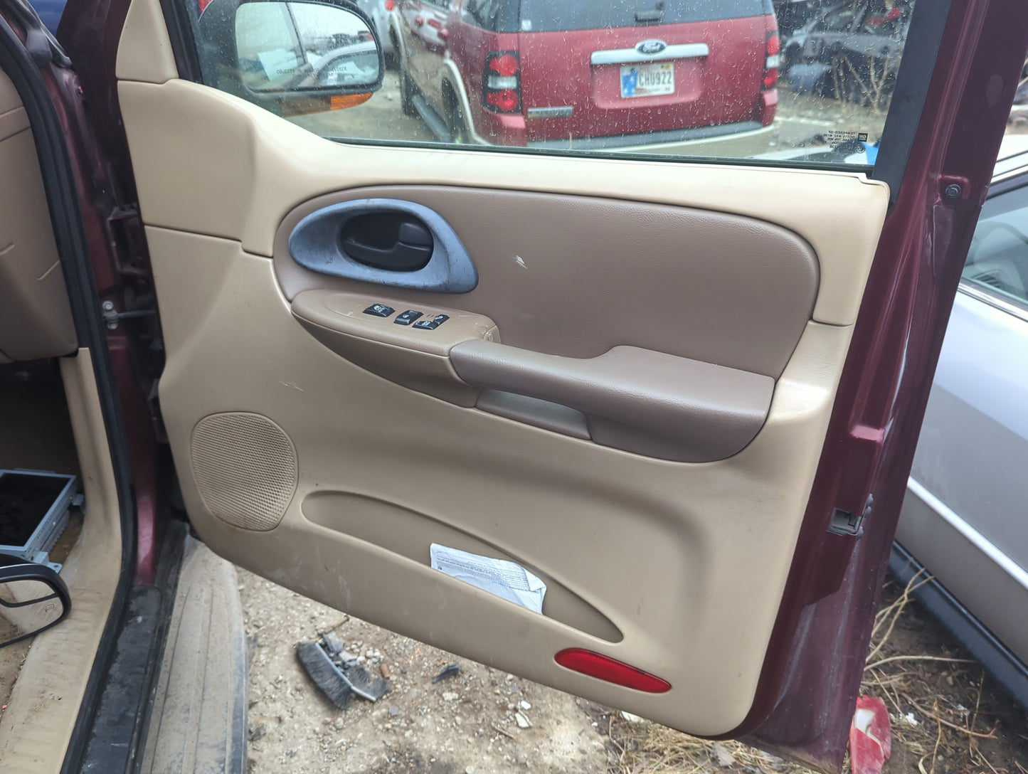 Door Panels 2004 CHEVROLET TRAILBLAZER - Oemusedautoparts1.com