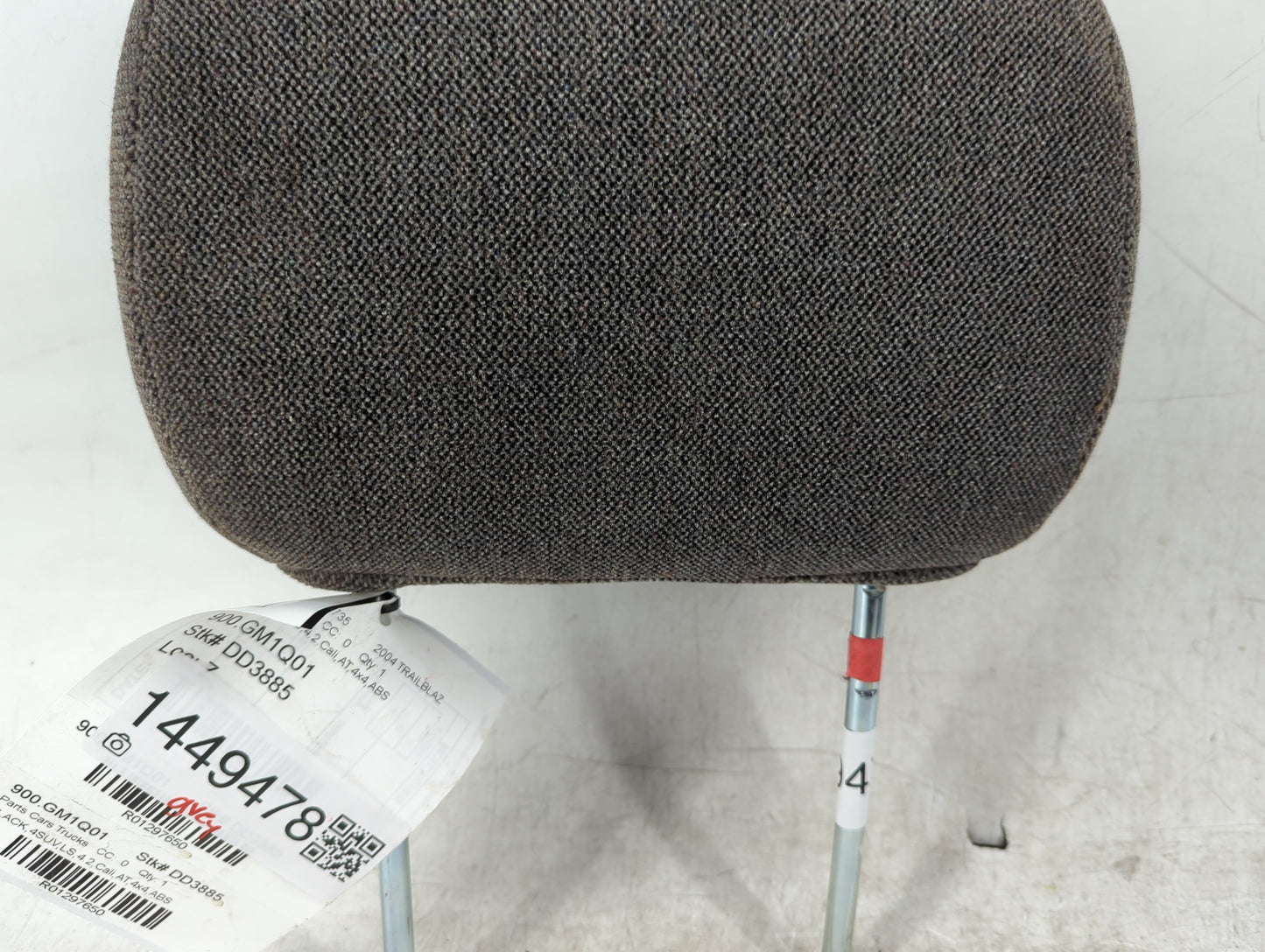2004 Chevrolet Trailblazer Headrest Head Rest Front Driver Seat Grey - Oemusedautoparts1.com