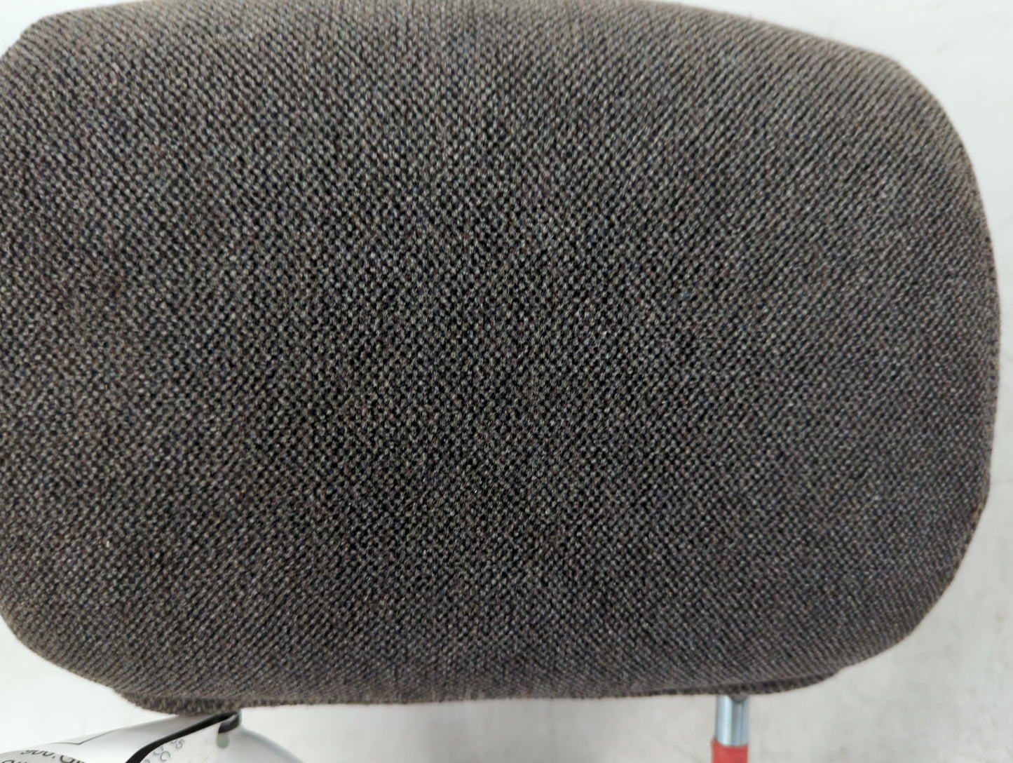 2004 Chevrolet Trailblazer Headrest Head Rest Front Driver Seat Grey - Oemusedautoparts1.com