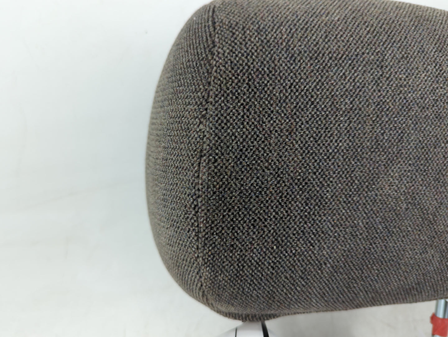 2004 Chevrolet Trailblazer Headrest Head Rest Front Driver Seat Grey - Oemusedautoparts1.com