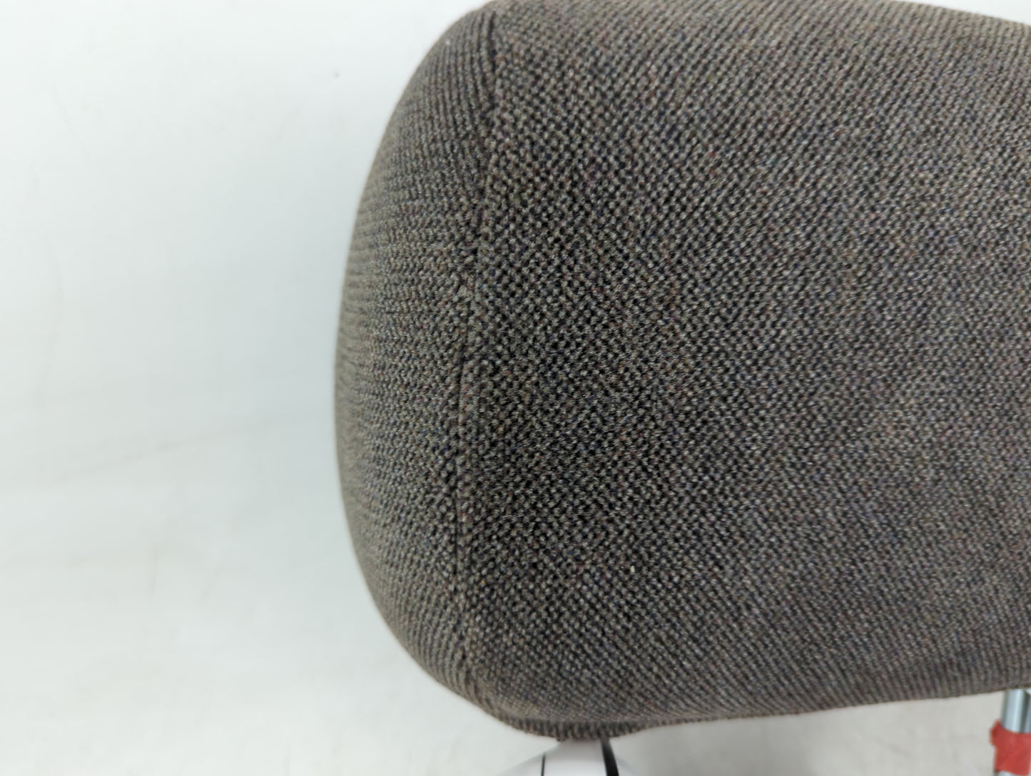 2004 Chevrolet Trailblazer Headrest Head Rest Front Driver Seat Grey - Oemusedautoparts1.com