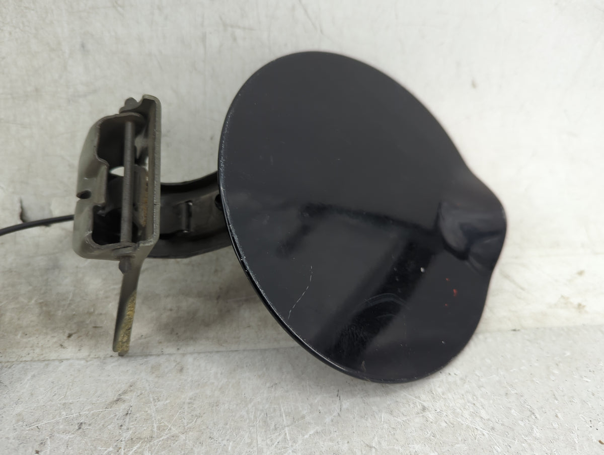 2004 Chevrolet Trailblazer Fuel Tank Door Lid Gas Tank Black - Oemusedautoparts1.com