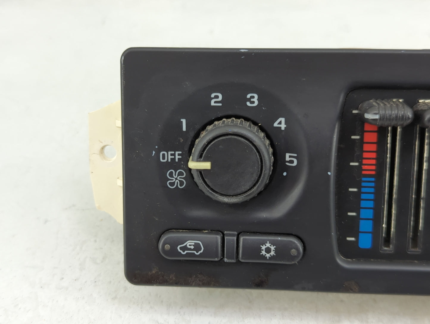 2003-2009 Chevrolet Trailblazer Climate Control Module Temperature AC/Heater Replacement P/N:15195333 Fits OEM Used Auto Par