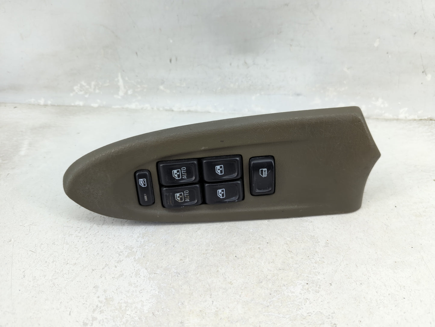 2002-2004 Chevrolet Trailblazer Master Power Window Switch Replacement Driver Side Left P/N:15204658 Fits Fits 2002 2003 200