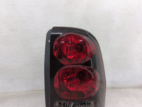 2002-2009 Chevrolet Trailblazer Tail Light Assembly Passenger Right OEM P/N:GM236-B000R Fits OEM Used Auto Parts - Oemusedau