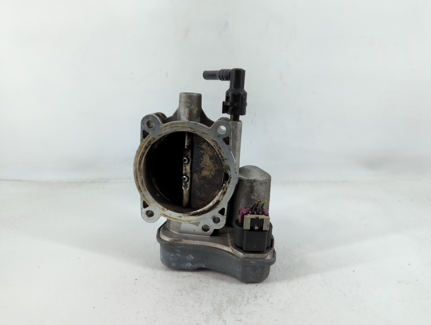 2003-2007 Chevrolet Trailblazer Throttle Body P/N:04304F0943 Fits Fits 2003 2004 2005 2006 2007 OEM Used Auto Parts - Oemuse