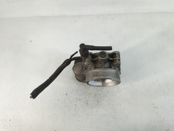 2003-2007 Chevrolet Trailblazer Throttle Body P/N:198 03F 1126 Fits Fits 2003 2004 2005 2006 2007 OEM Used Auto Parts