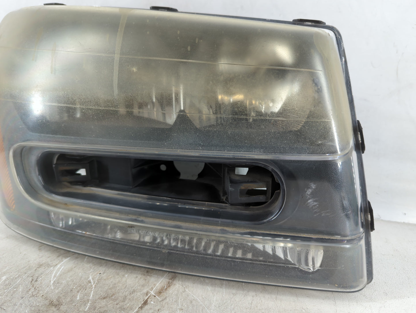 2002-2009 Chevrolet Trailblazer Driver Left Oem Head Light Headlight Lamp - Oemusedautoparts1.com